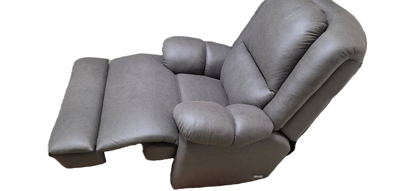 Brand new_Alpine Recliner from Kloppers (SOLD)
