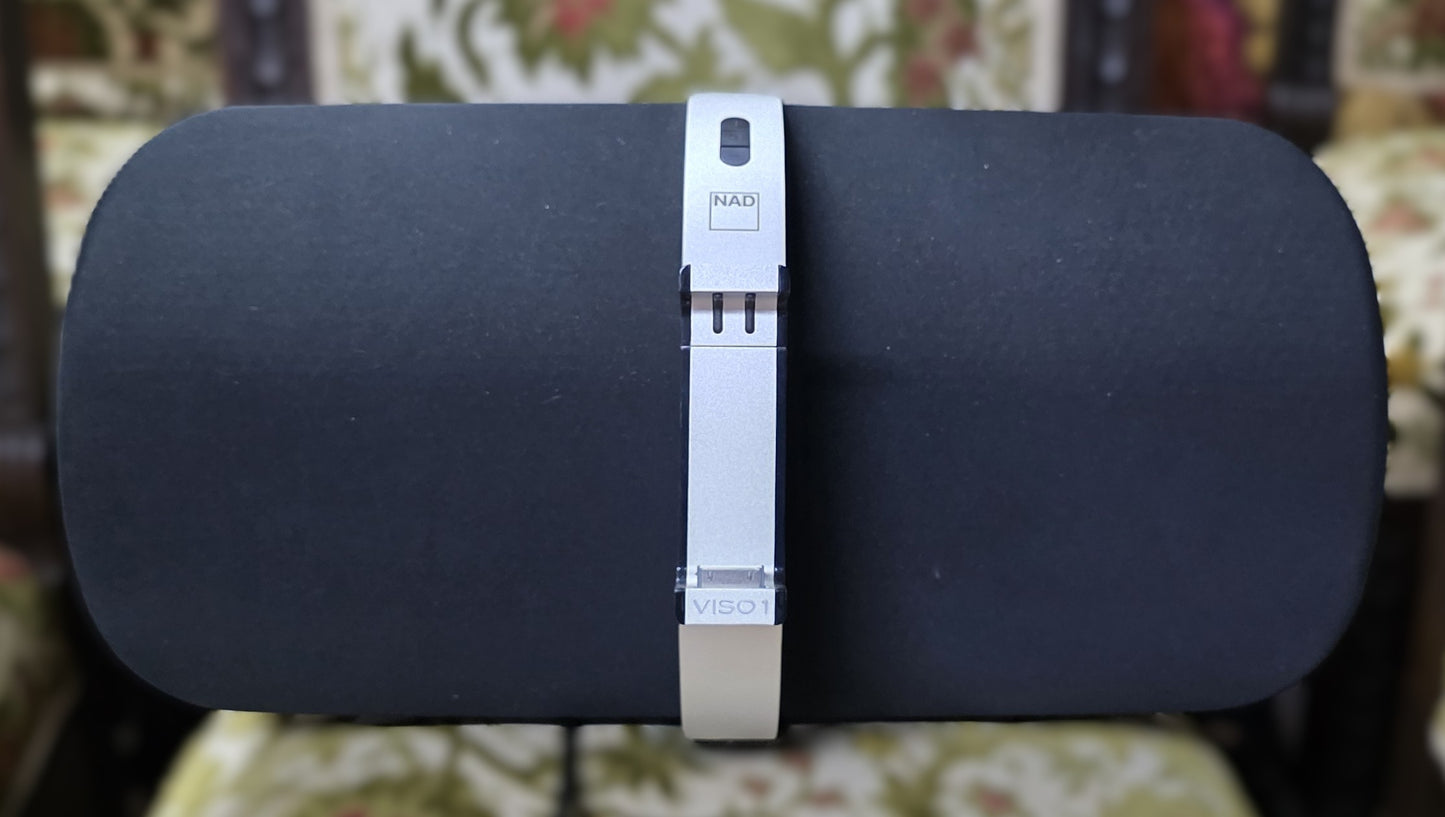 NAD Viso 1 Bluetooth Speaker + amp